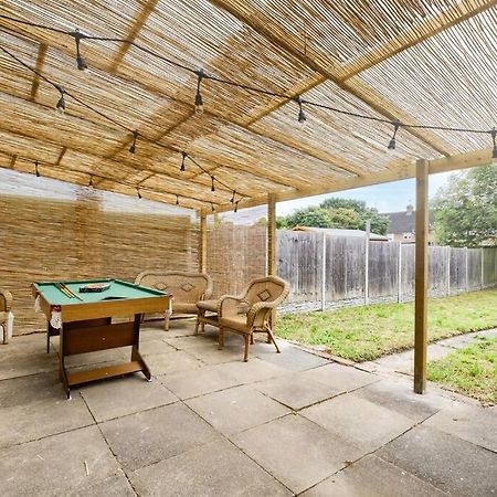 Low Rate For A 4-Bedroom House In Coventry With Free Unlimited Wi-Fi 2 Car Parking 53 Qmc Luaran gambar