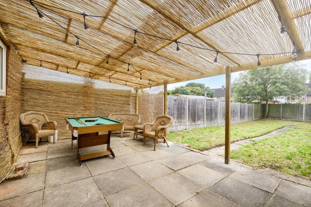 Low Rate For A 4-Bedroom House In Coventry With Free Unlimited Wi-Fi 2 Car Parking 53 Qmc Luaran gambar